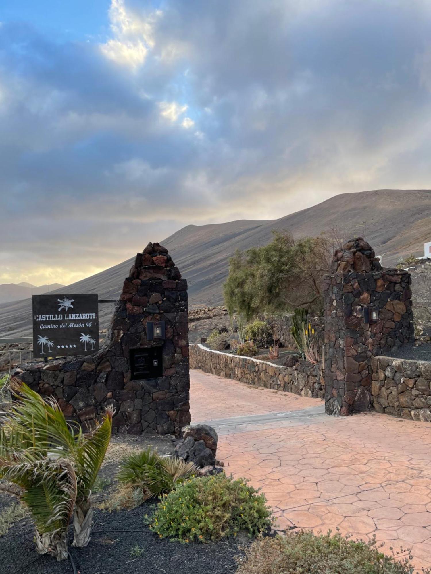 Castillo Lanzarote Villa Winni - Luxury Villa - Pet Friendly With Heated Pool La Asomada  المظهر الخارجي الصورة
